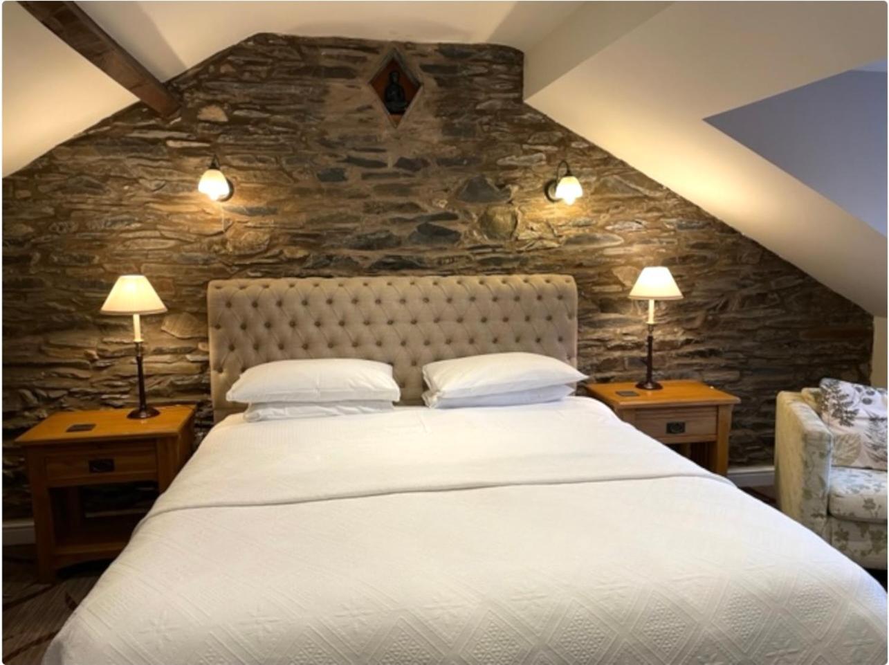 Yewfield Self Catering Apartments هوكسهيد المظهر الخارجي الصورة