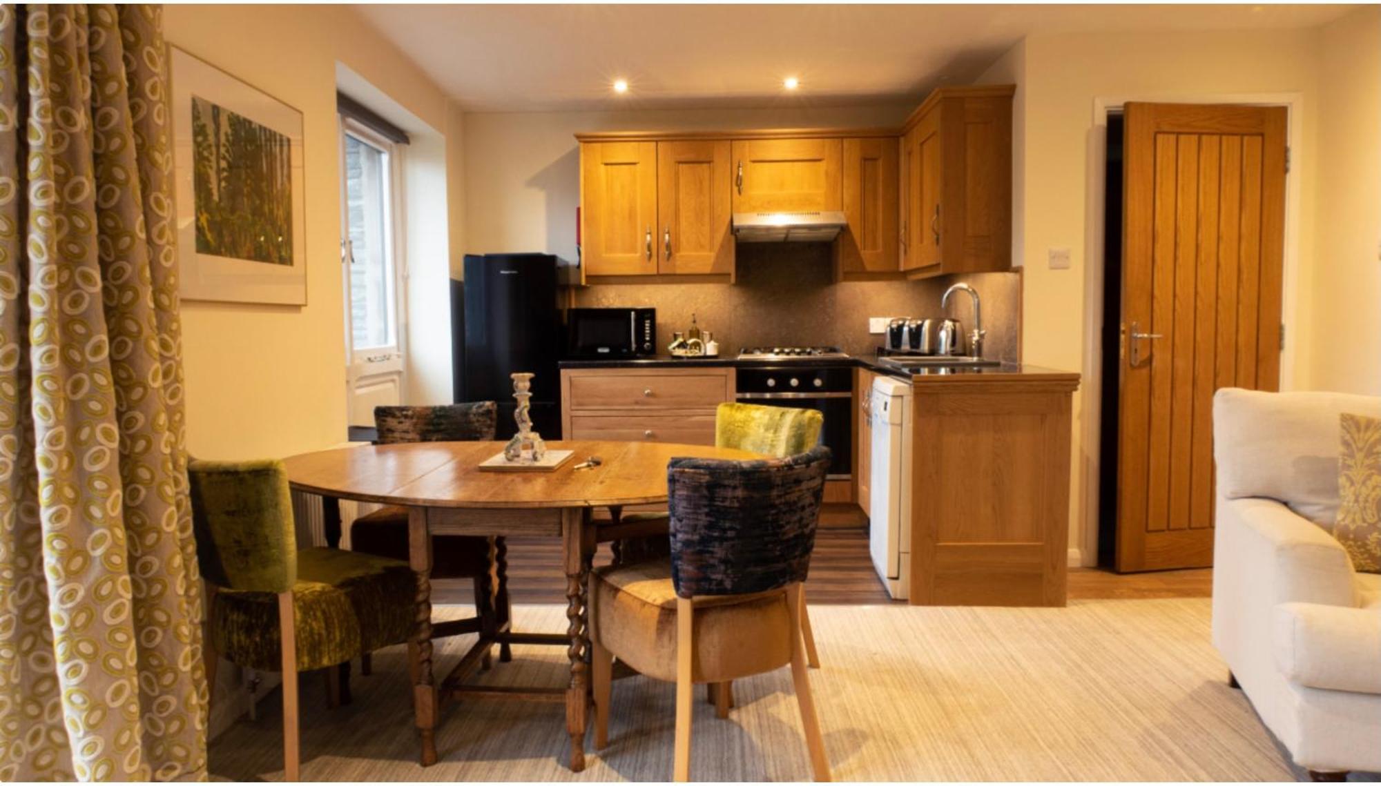 Yewfield Self Catering Apartments هوكسهيد المظهر الخارجي الصورة