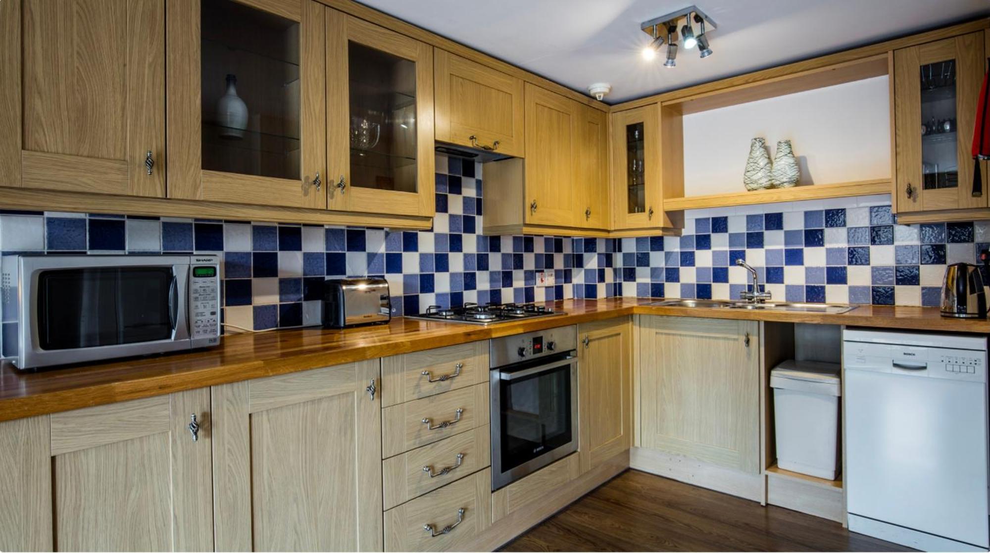 Yewfield Self Catering Apartments هوكسهيد المظهر الخارجي الصورة
