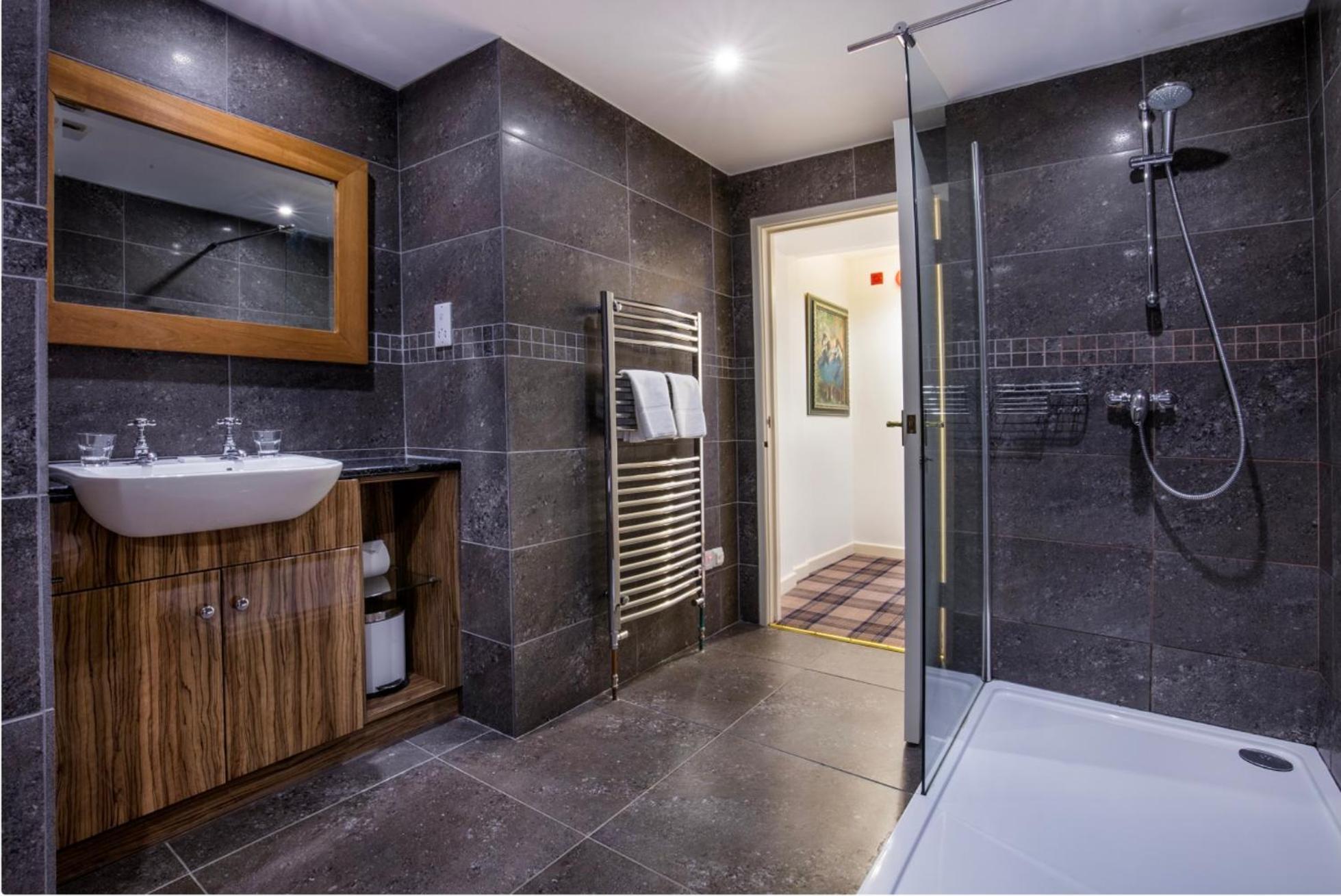 Yewfield Self Catering Apartments هوكسهيد المظهر الخارجي الصورة