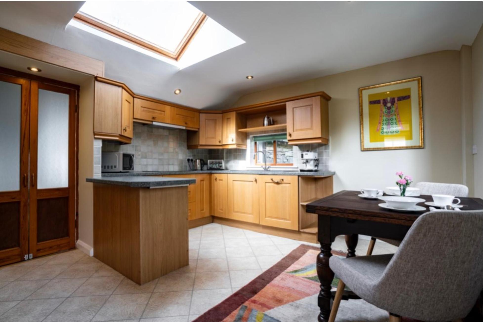 Yewfield Self Catering Apartments هوكسهيد المظهر الخارجي الصورة